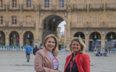 “Soy Diamantina Centeno y mi pasión es activar en ti la&nbsp;energía que te hace ¡brillar!