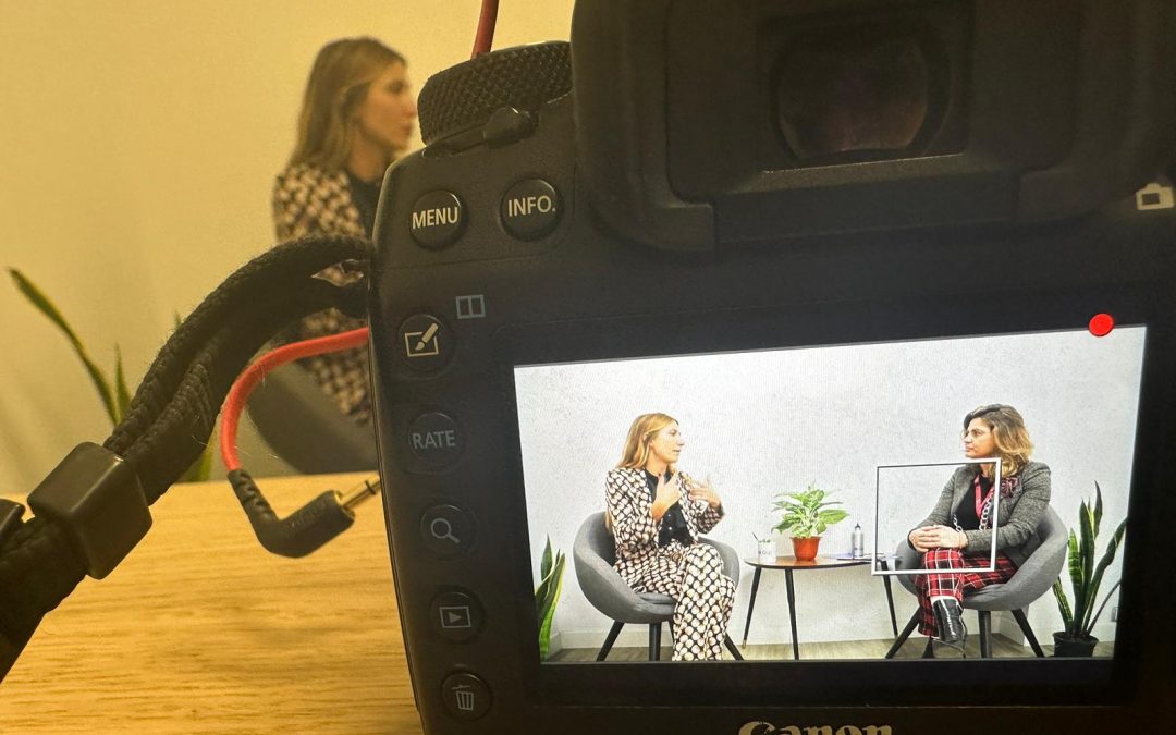 Cómo cambiar de suministros a golpe de «Click» con Marta Pallarés.